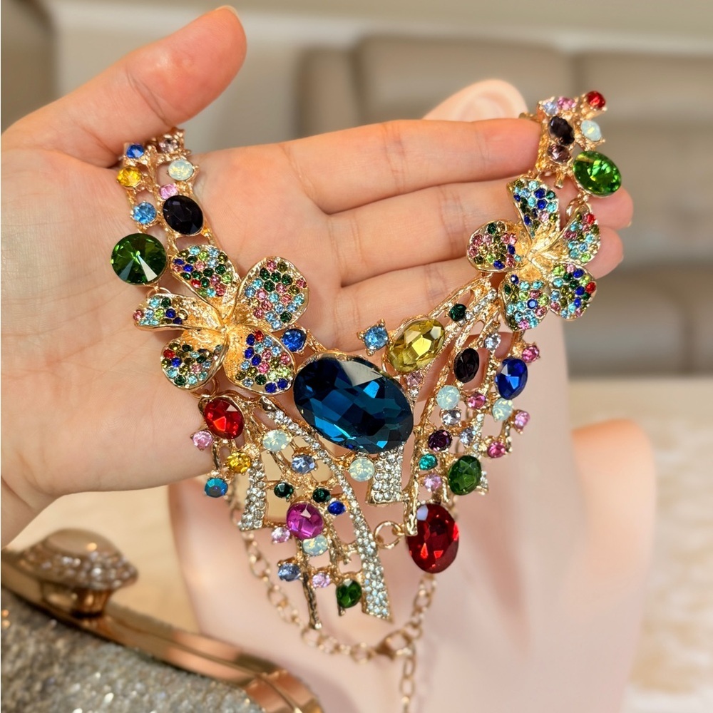 ⚜️ Elegant Multicolor Gemstone Necklace - Picture 8 of 9